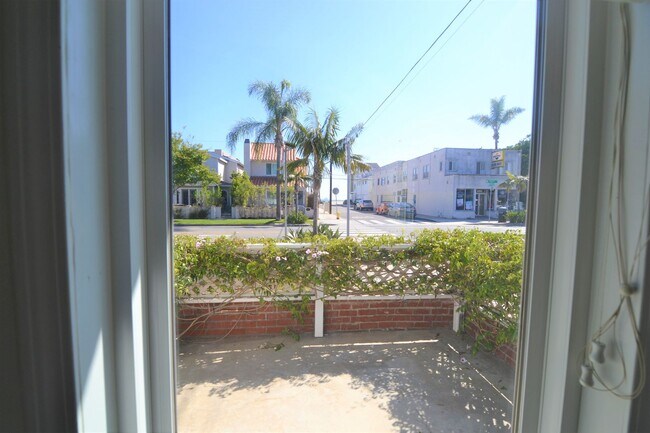 Building Photo - 1501 Ocean Ave