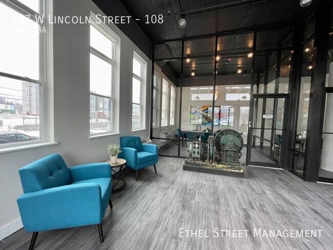 Building Photo - 457 W Lincoln St