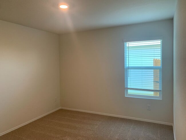 Building Photo - House for Lease in Forney