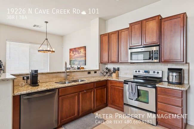 Building Photo - 19226 N Cave Creek Rd