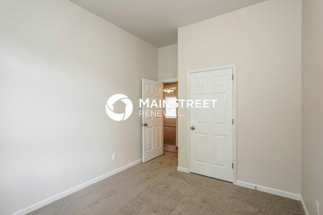 Building Photo - 3 Bedroom Pet-Friendly Home in GOODLETTSVILLE, TN with Main Street Renewal