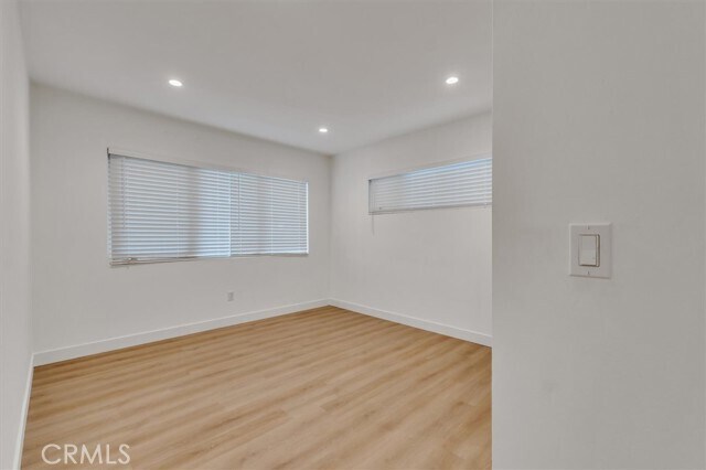Building Photo - 11528 Balboa Blvd