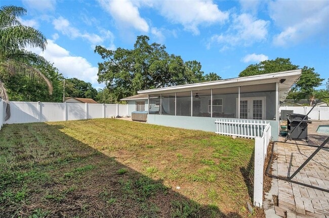 Building Photo - 1520 Windmill Pointe Rd