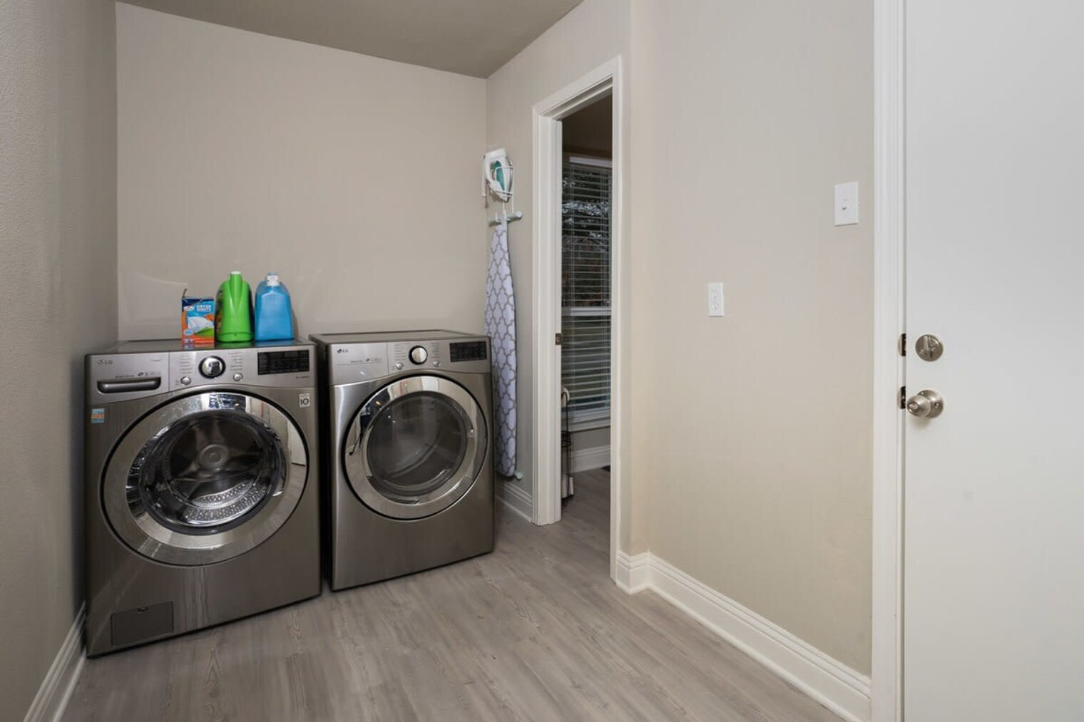 Building Photo - 11210 Cotillion Dr