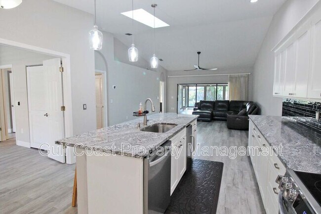 Building Photo - 6019 Courtside Dr