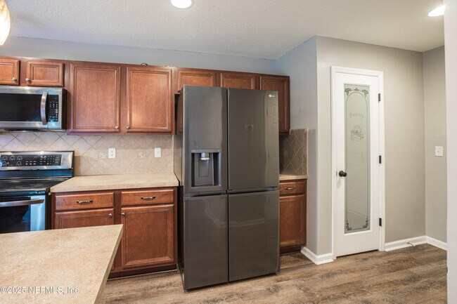 Building Photo - 11563 Spring Board Dr