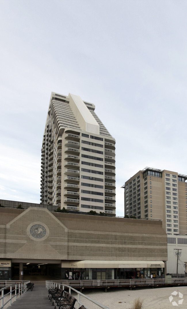 Building Photo - Ocean Club Condos