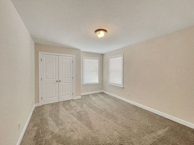 Building Photo - Room in Townhome on Pecan Ridge Way