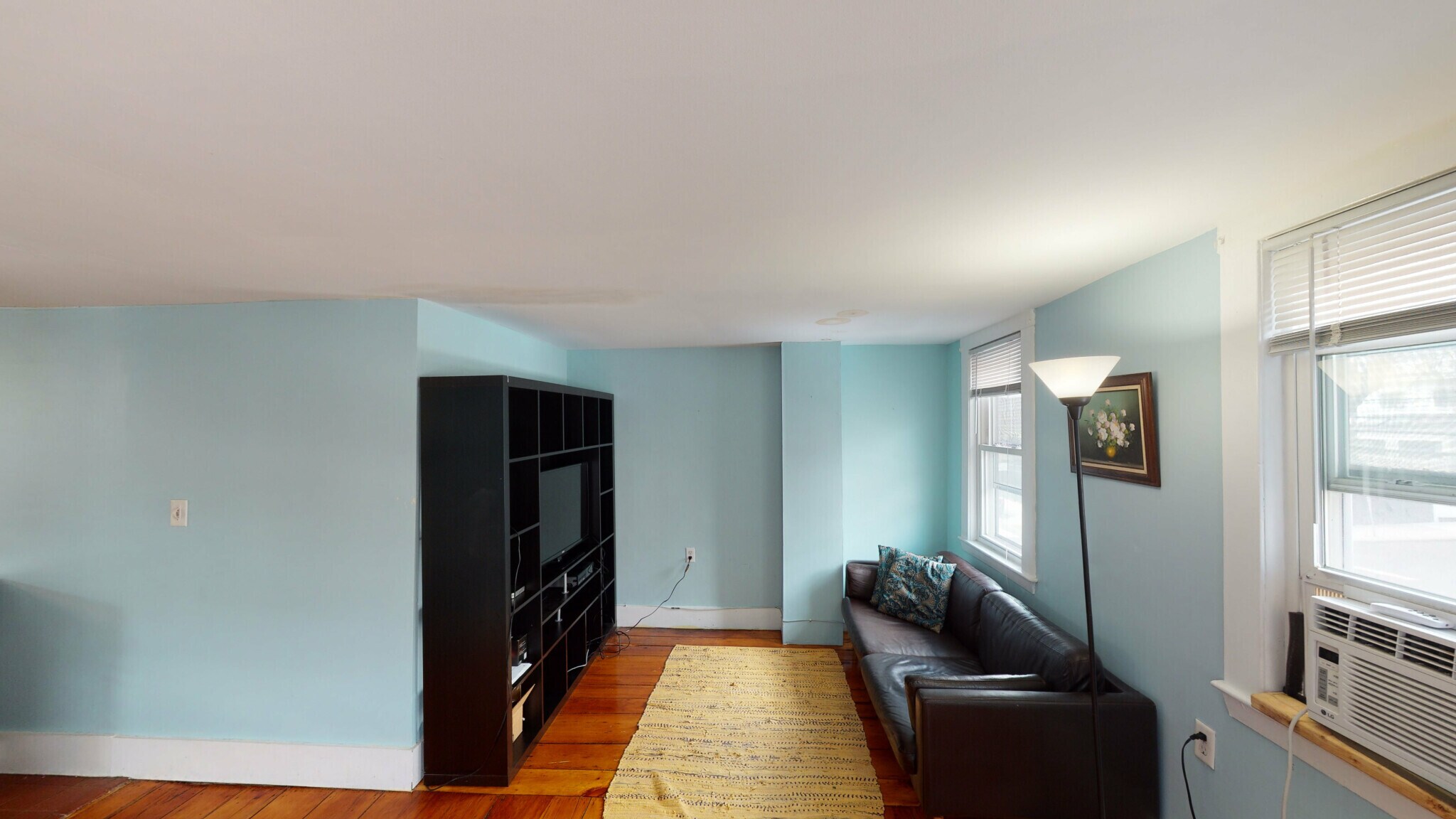 Building Photo - 150 Spring St