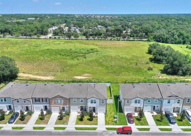 Building Photo - 1124 Merrill St