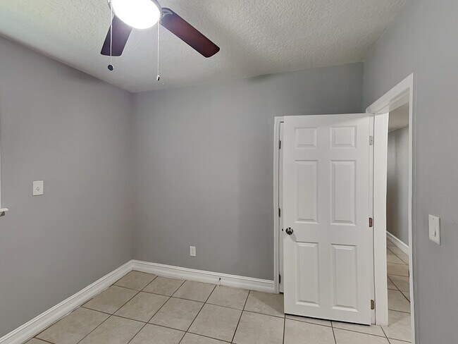 Building Photo - 4531 Conley St