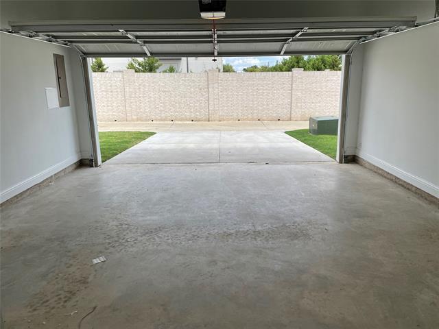 Building Photo - 3213 Renoir Ln