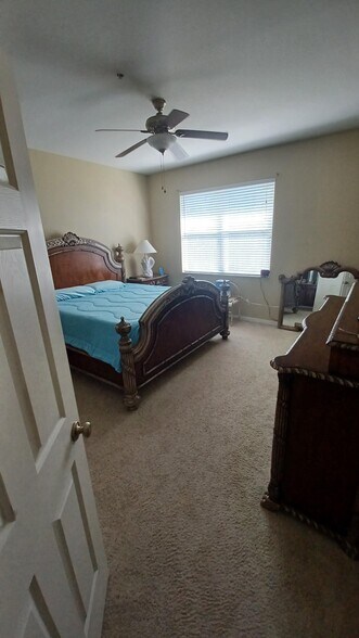 Building Photo - 3657 Parkridge Cir