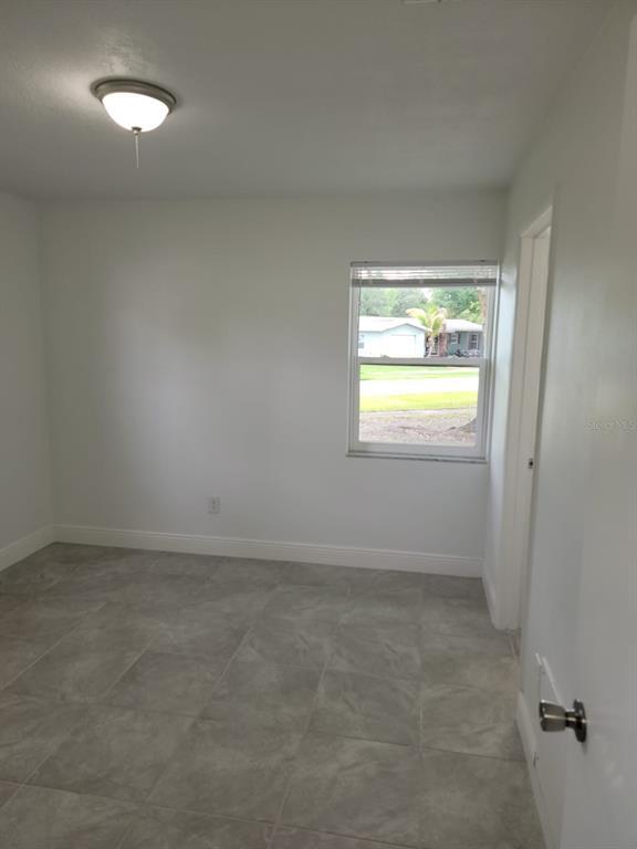 Building Photo - 1605 Providence Blvd