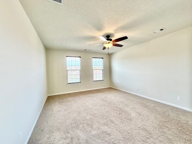 Building Photo - 15 Los Miradores Dr NE
