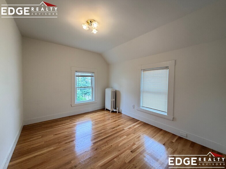 Building Photo - 33R Winship Pl