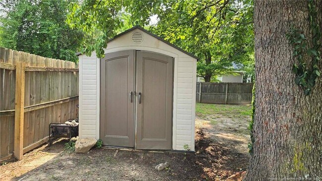 Building Photo - 4488 Penhurst Ct