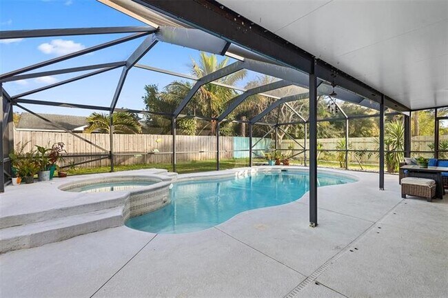 Building Photo - 5408 Birch Dr