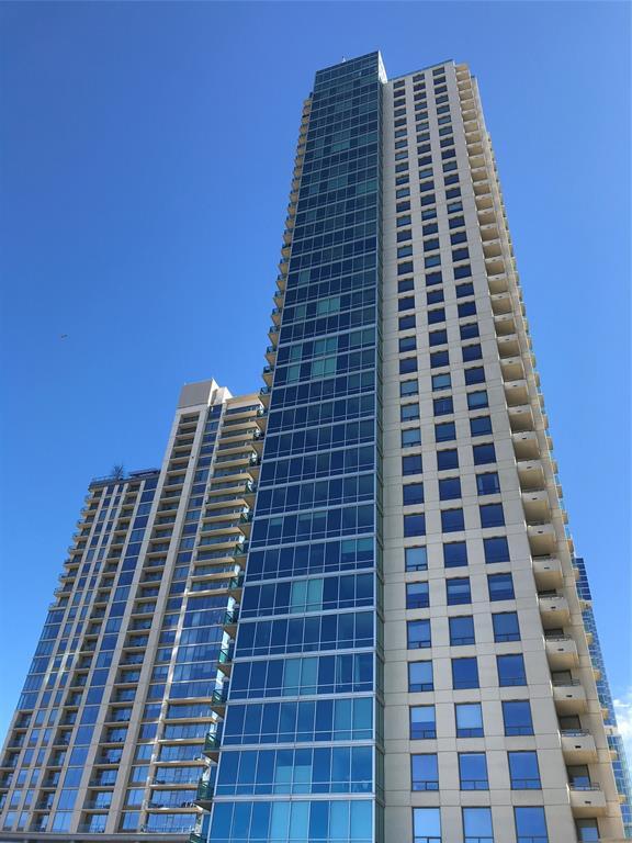 Building Photo - 300 Bowie St