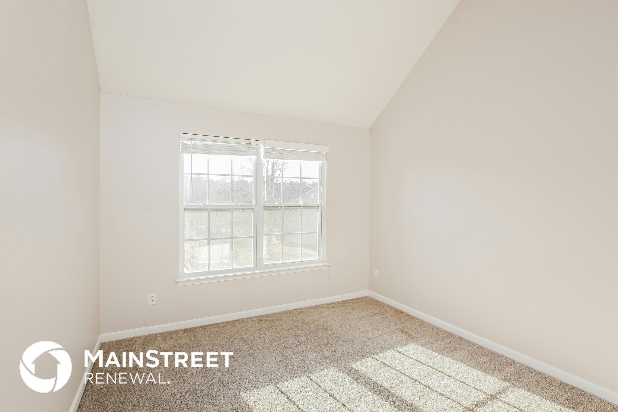 Building Photo - 420 Tarpan Ct