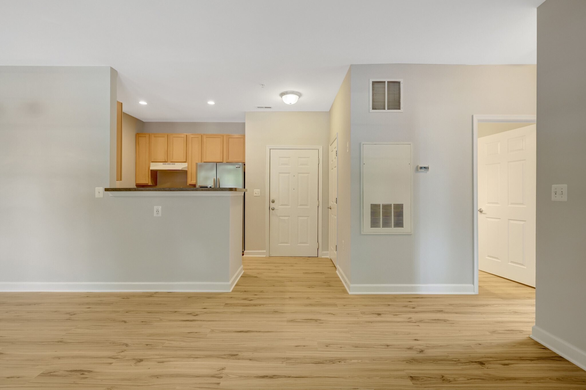 Building Photo - 42421 Rockrose Sq