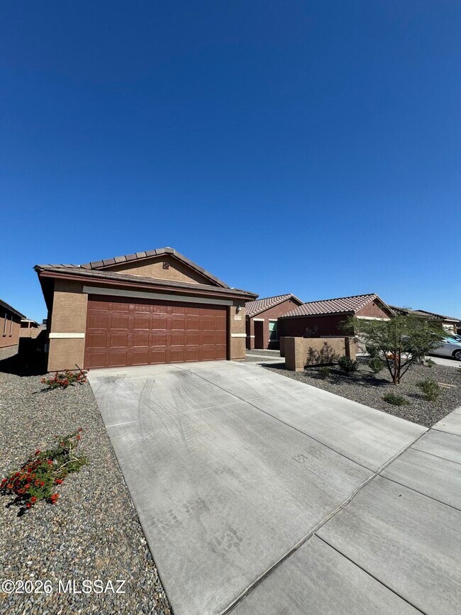 Building Photo - 10518 W Harrigan Dr