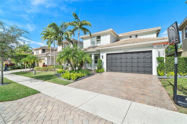 Building Photo - 12015 NW 83rd Pl