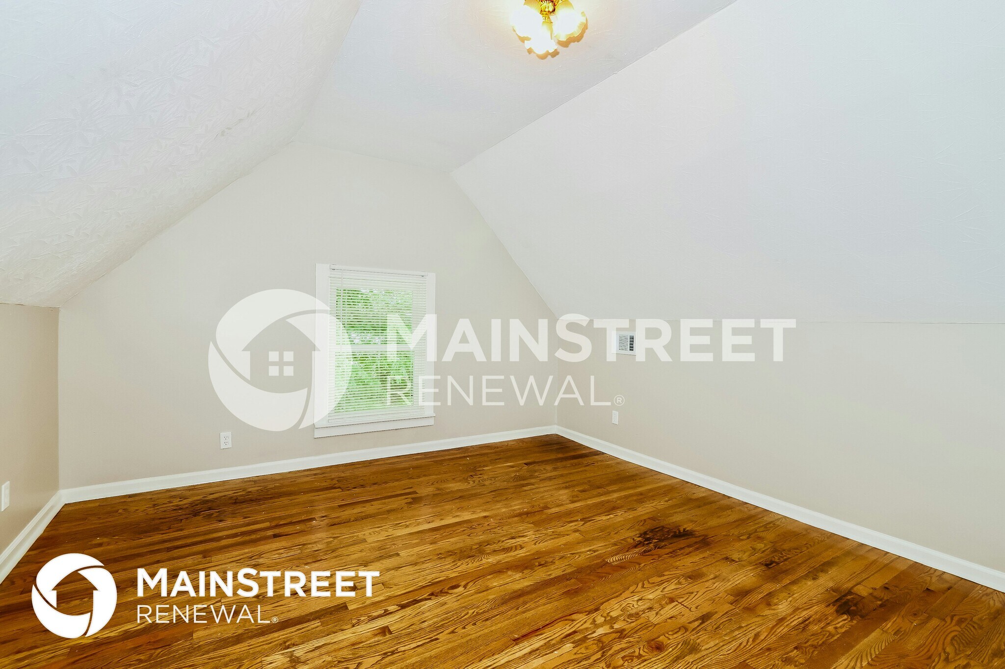 Building Photo - 3017 Greenwood Ave