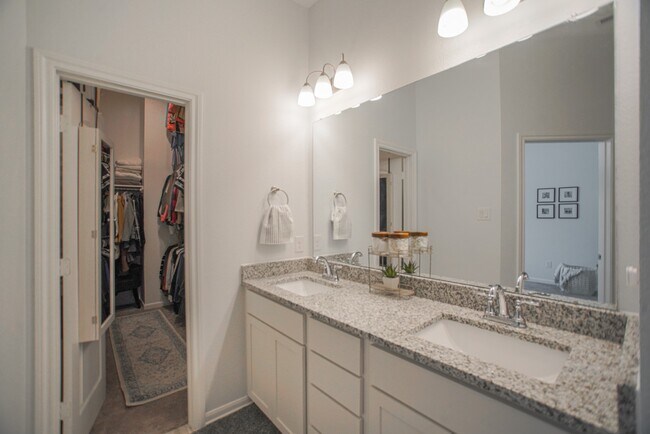 Building Photo - 4232 Merry Mill Dr