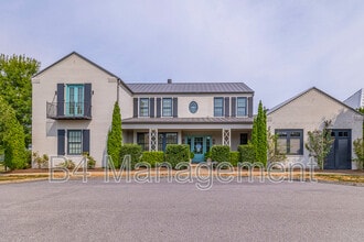 Building Photo - 103 Alester Square