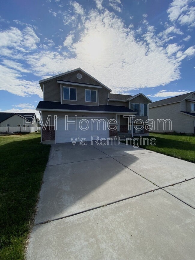 Primary Photo - 1639 W 600 N