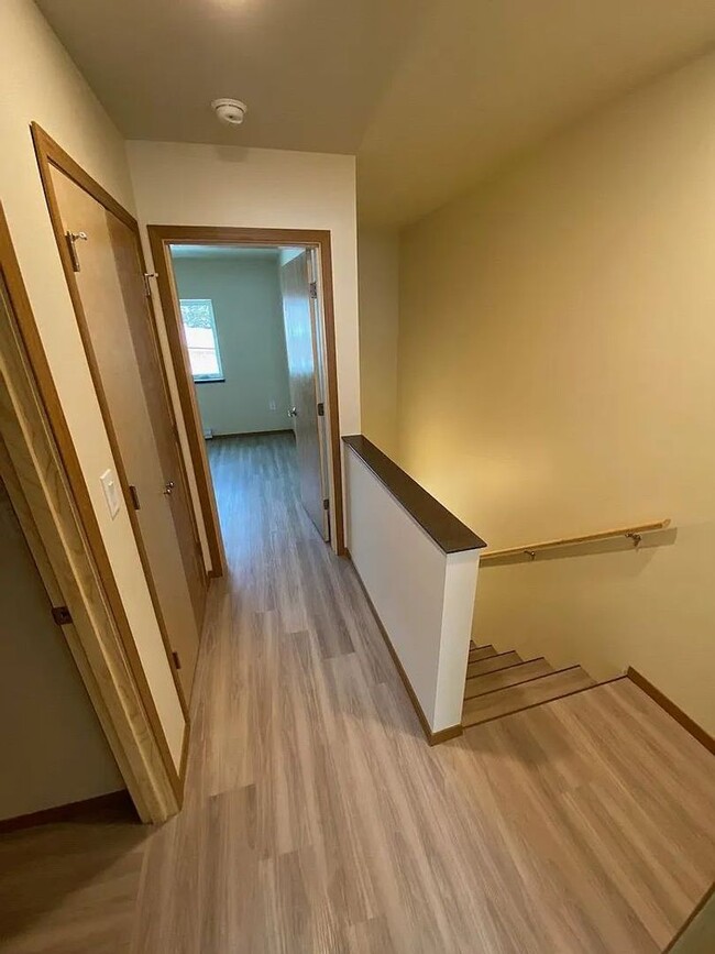 Building Photo - Midway Flats, LLC