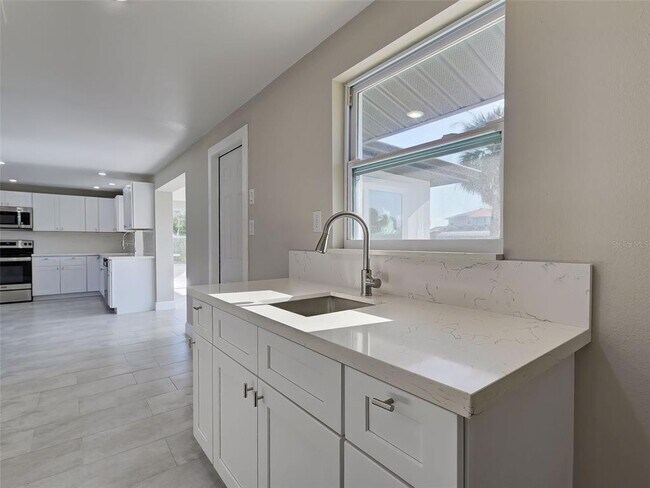 Building Photo - 4342 Ewing Cir