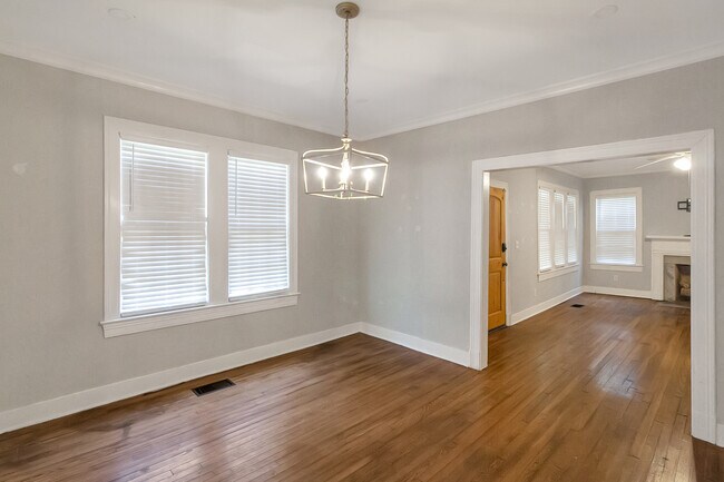 Building Photo - 4097 Redwing Ave