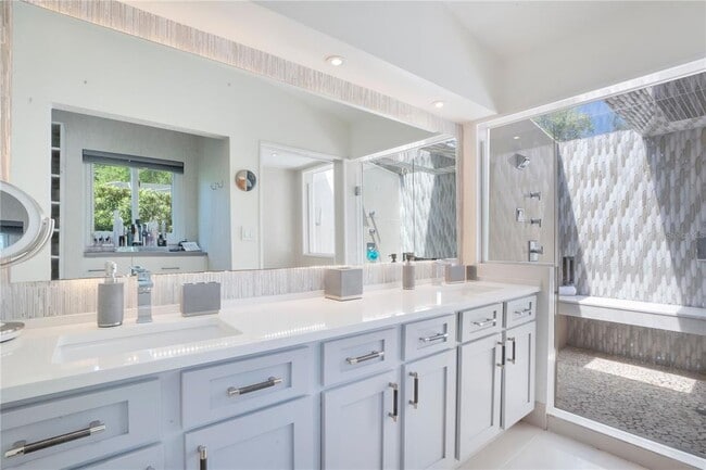 Building Photo - 1041 Tuscany Pl