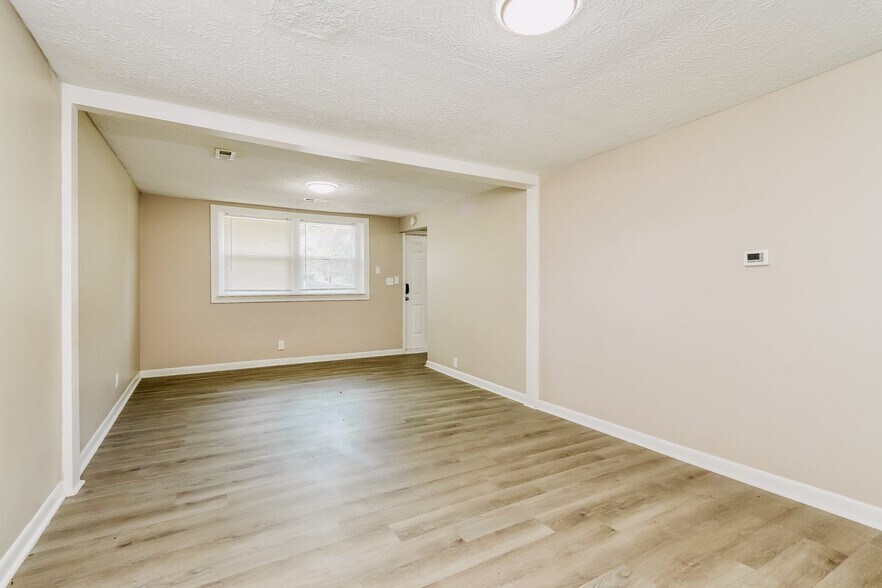 Building Photo - 3814 Franklin St