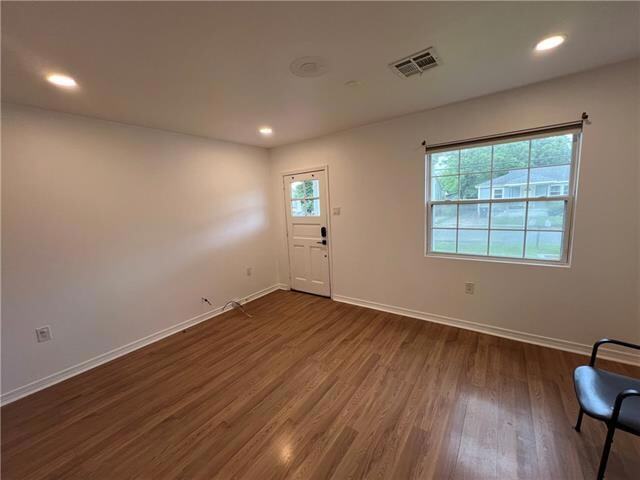 Building Photo - 708 Community St