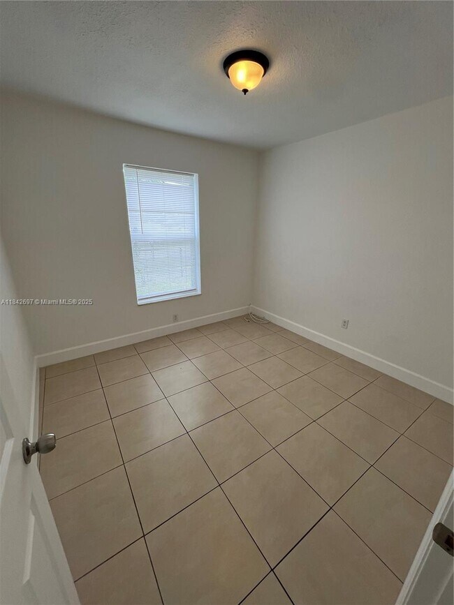 Building Photo - 25811 SW 132nd Ave