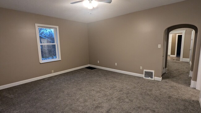 Building Photo - 3-Bedroom, 1-Bathroom Duplex Home for Rent in Perry