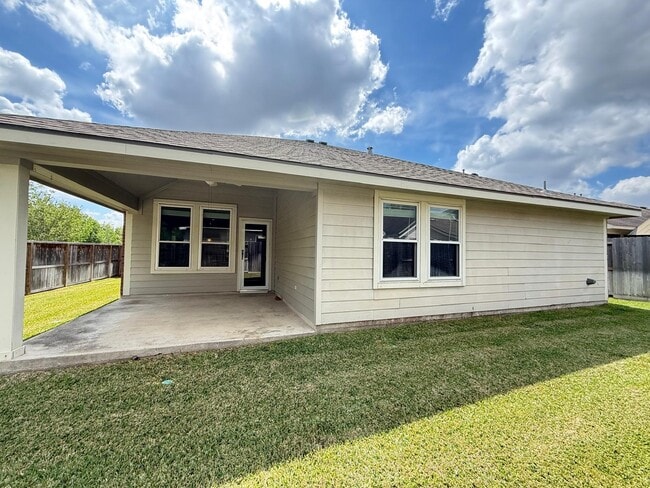 Building Photo - 23202 Prairie Lily Ln