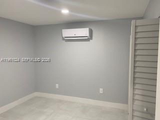 Building Photo - 636 SE 5th Pl