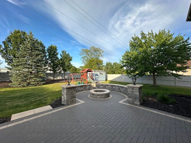 Building Photo - 19211 Brompton Ct