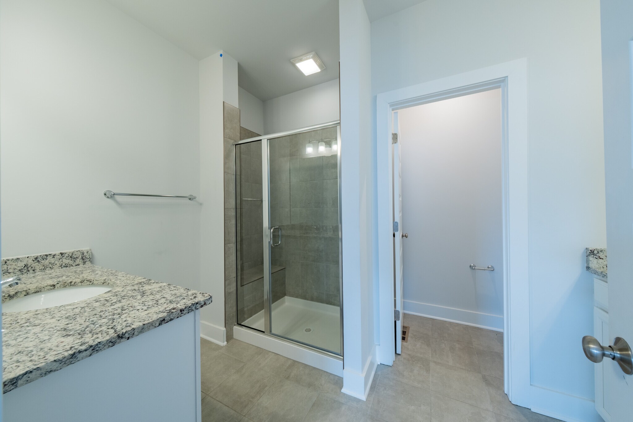 Building Photo - 2707 Acadia Dr