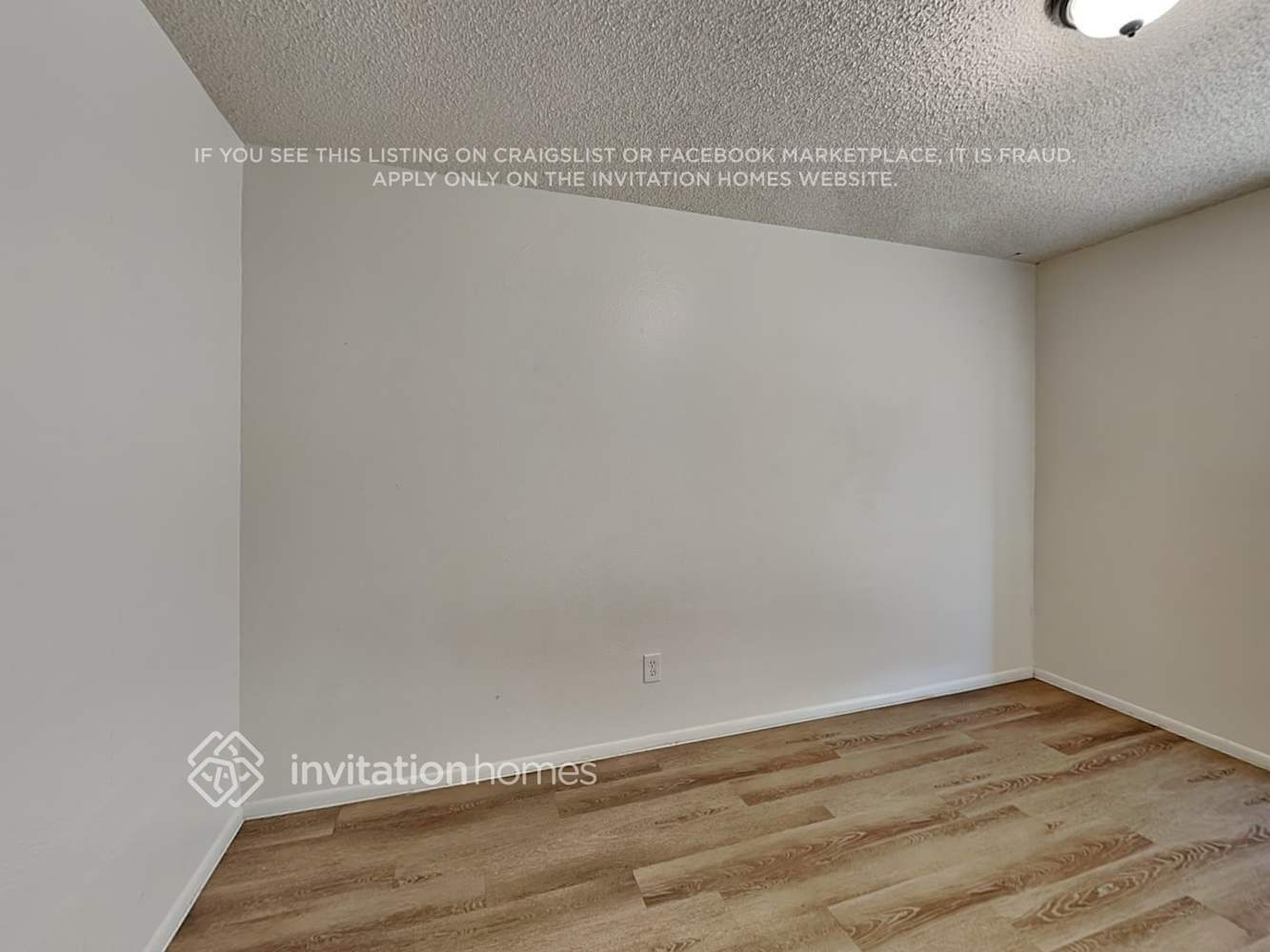 Building Photo - 6919 W Vogel Ave