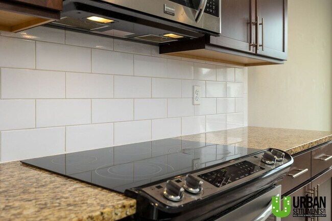Building Photo - Modern Kendall Yards Townhome – 3 Bed, 2.5 Bath | 1,500 Sq. Ft.