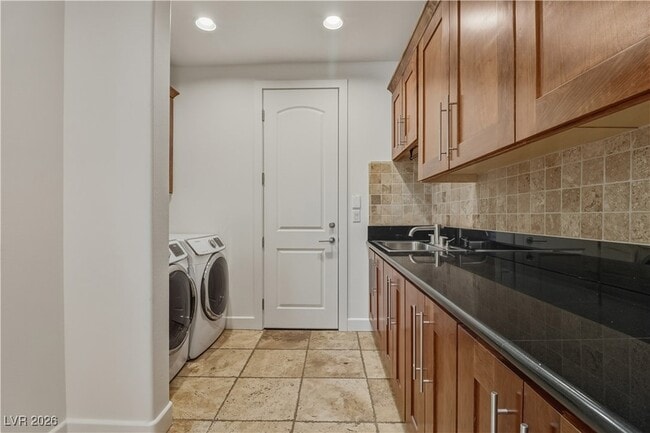 Building Photo - 5101 Mountain Foliage Dr