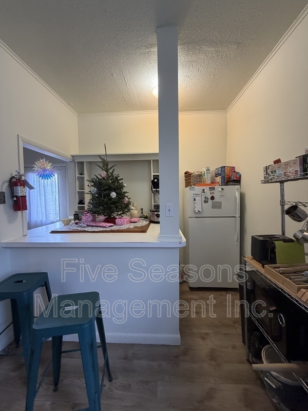 Building Photo - 194 North St