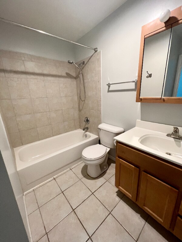 Building Photo - 214 S Leavitt St