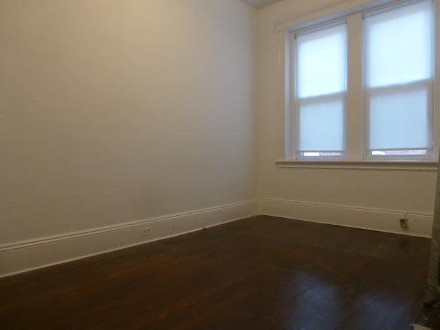 Building Photo - 120 Warren St