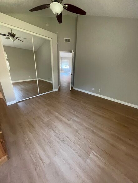 Building Photo - 514 Barnett Dr